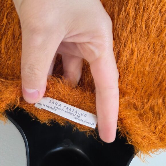 Zara fuzzy t shirt - Picture 4 of 4